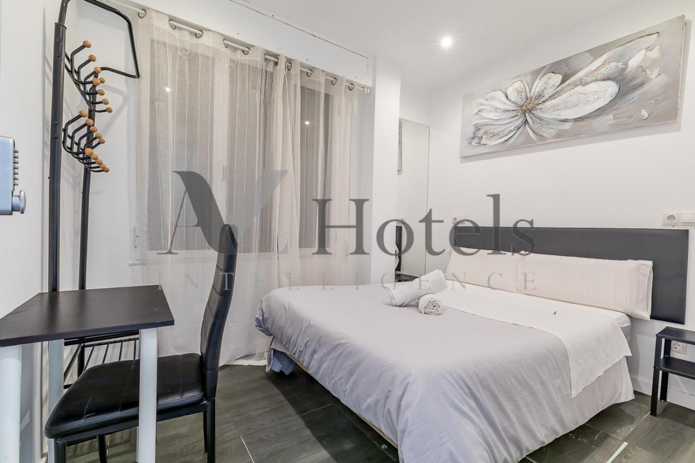 Ayz Ulises - Auto Check-In Property Μαδρίτη Εξωτερικό φωτογραφία